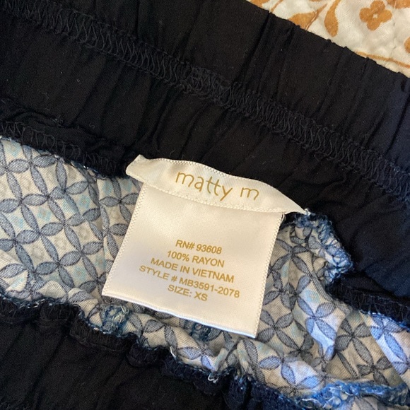 Mandy M Wide Leg Pants - Picture 4 of 4